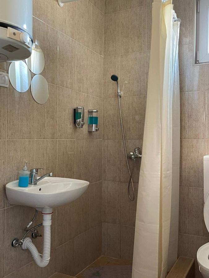 Apartmani Marija Zemun Zemun Polje Dış mekan fotoğraf