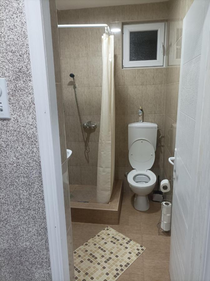 Apartmani Marija Zemun Zemun Polje Dış mekan fotoğraf