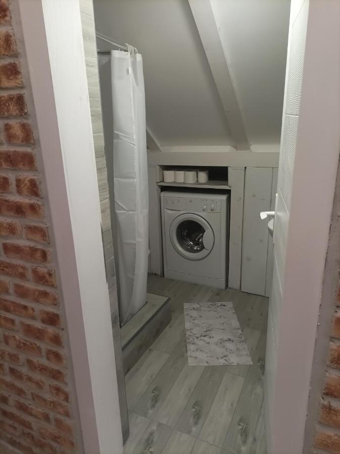 Apartmani Marija Zemun Zemun Polje Dış mekan fotoğraf